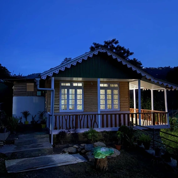 AURA Tabakoshi Homestay | 33 km from Darjeeling